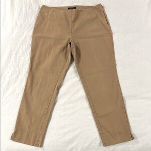 LAFAYETTE 148 Ladies 8 Cotton STANTON Khaki Flat Smooth Side Zip Crop Ankle